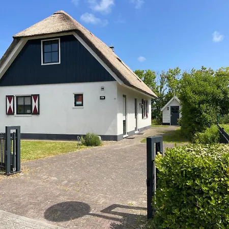 Buiten 108 Holiday home *